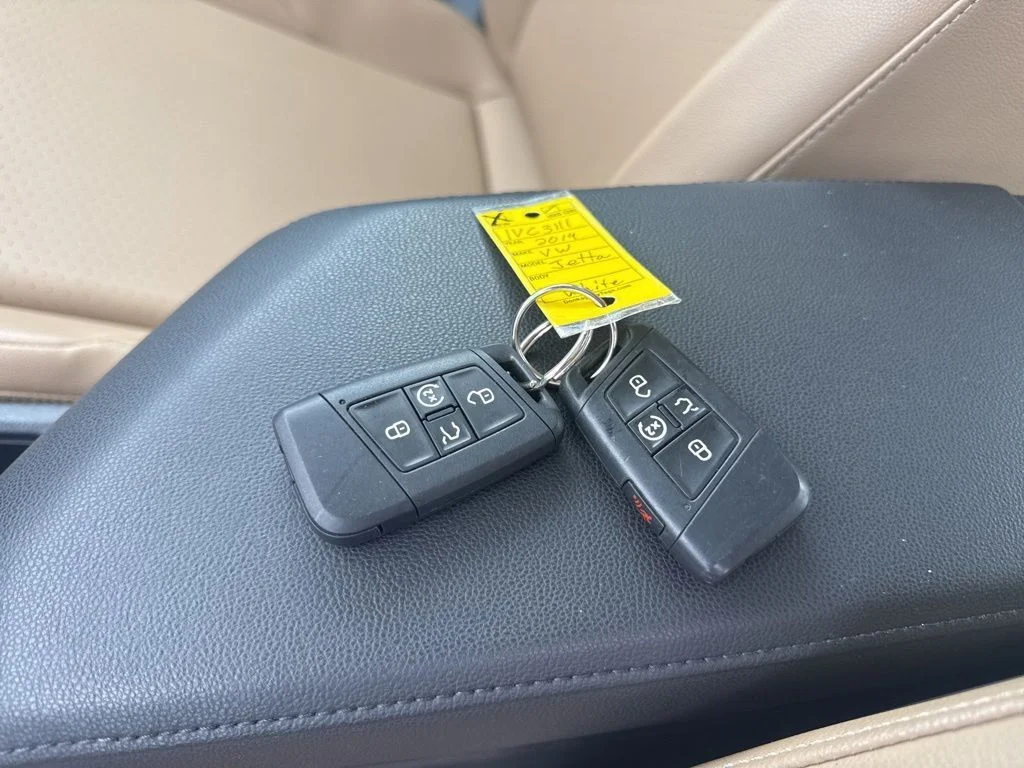 Used 2019 White Volkswagen 1.4T SE image 30