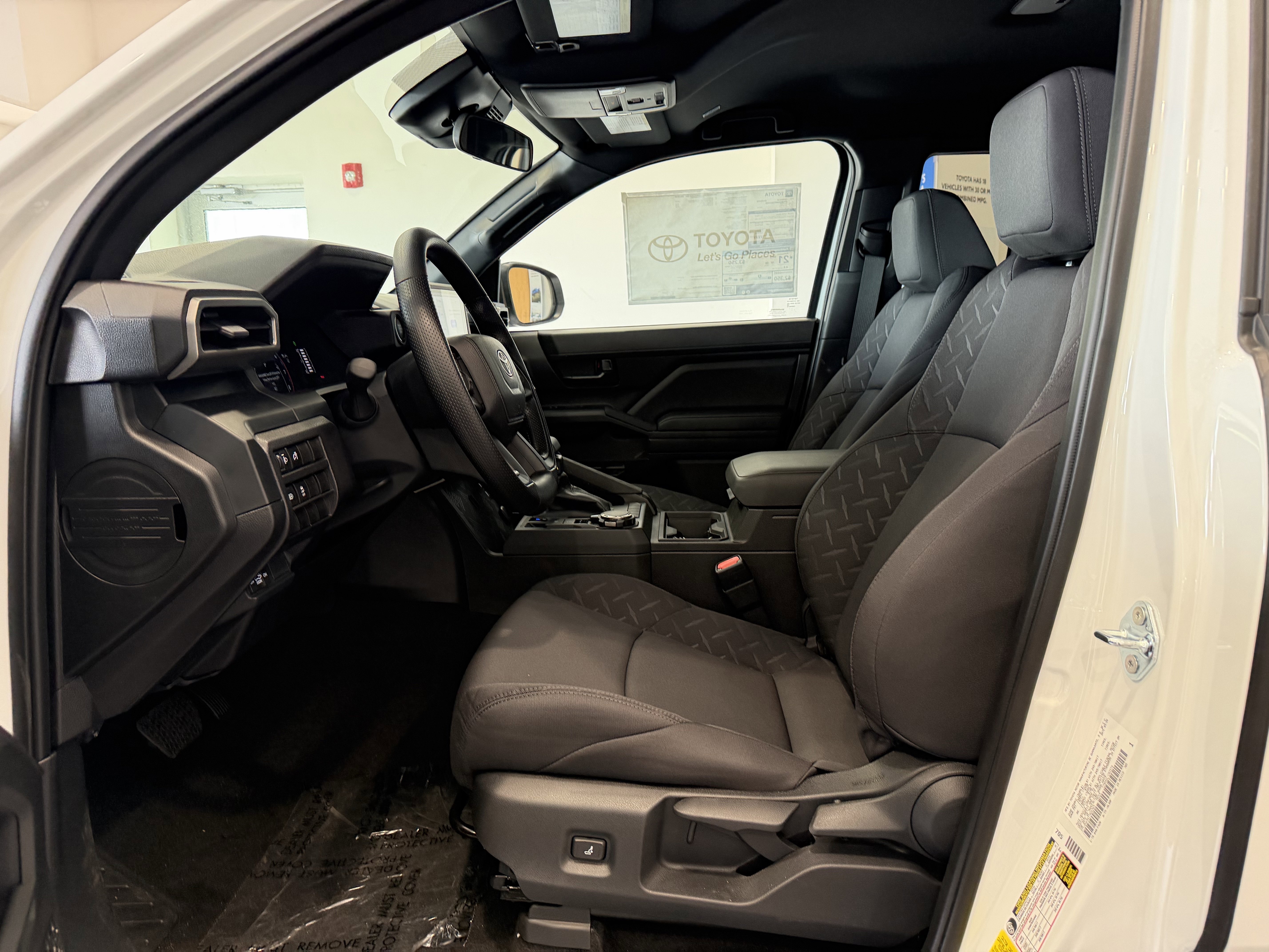 2026 Toyota Tacoma SR - Photo 31