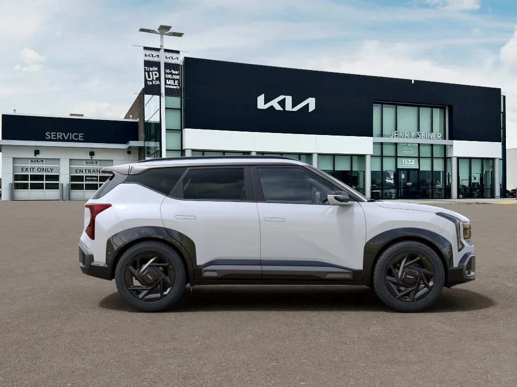New 2027 Snow White Pearl Kia X-Line SX image 7