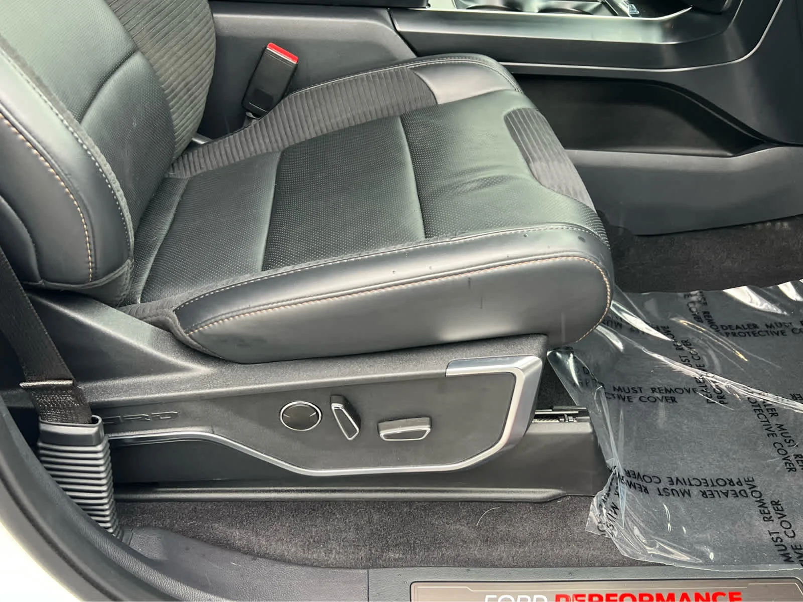 Certified Used 2023 Oxford White Ford Raptor image 18