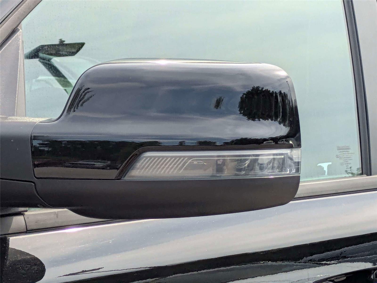 Used 2025 Diamond Black Crystal Pearlcoat Ram Laramie image 13