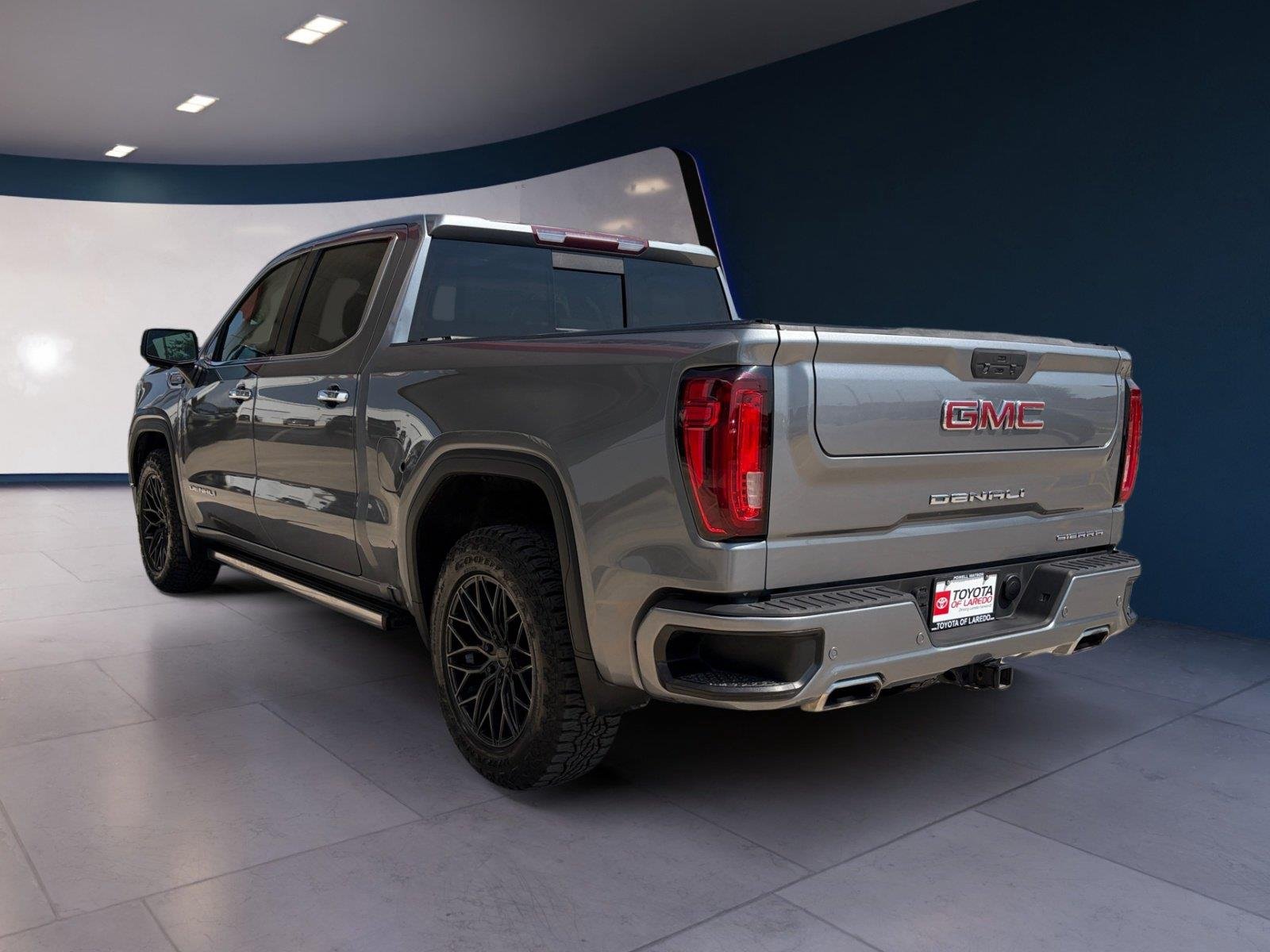 Used 2021 Satin Steel Metallic GMC Denali image 3
