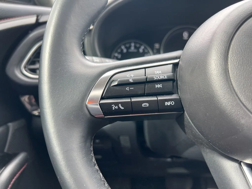 Used 2025 Gray Metallic Mazda 2.5 S Carbon Edition image 31