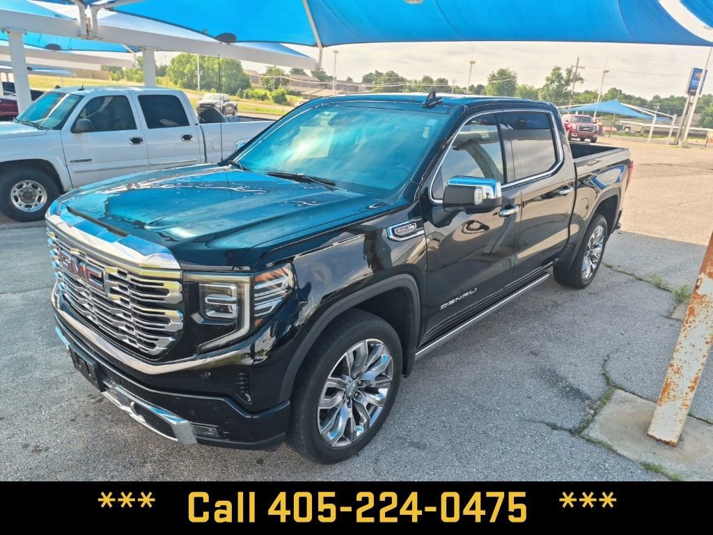 2025 GMC Sierra 4WD Crew Cab Short Box Denali's photo