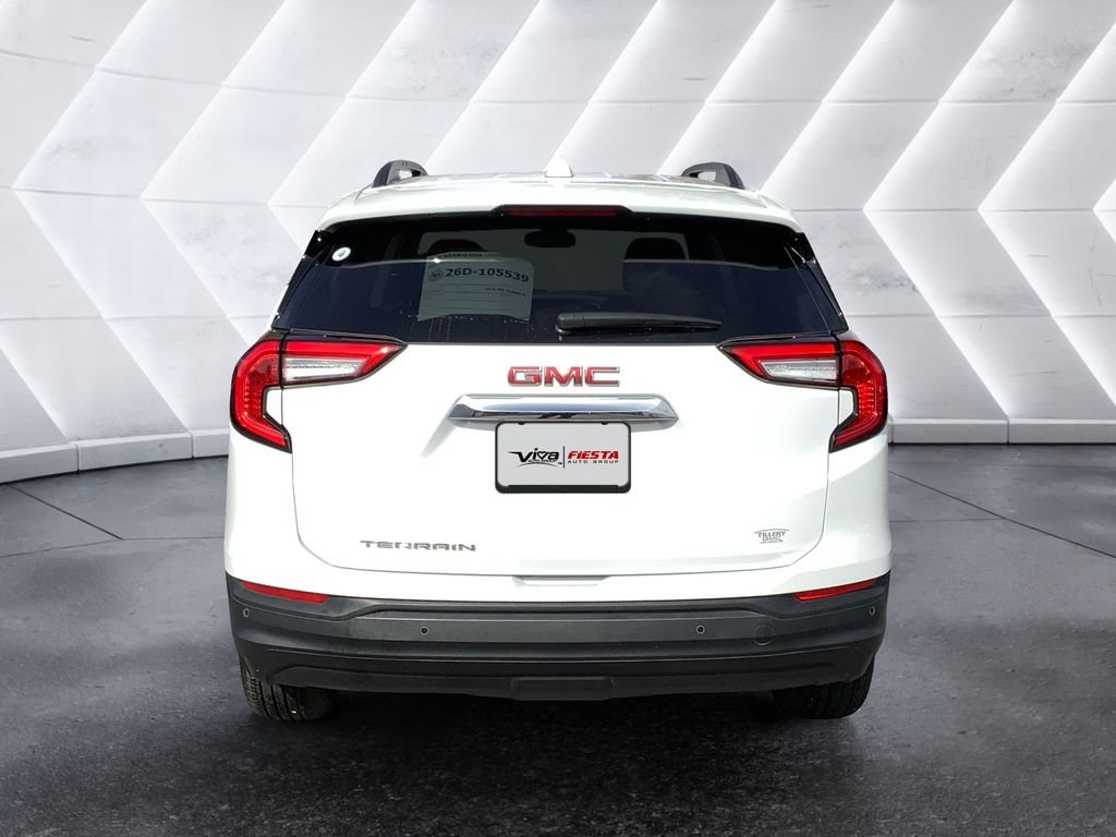 View vehicle photo 5