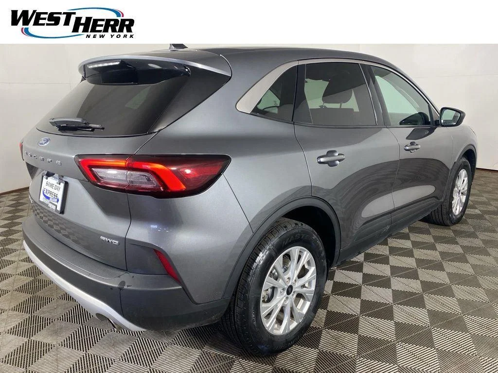 Used 2023 Carbonized Gray Metallic Ford Active image 23