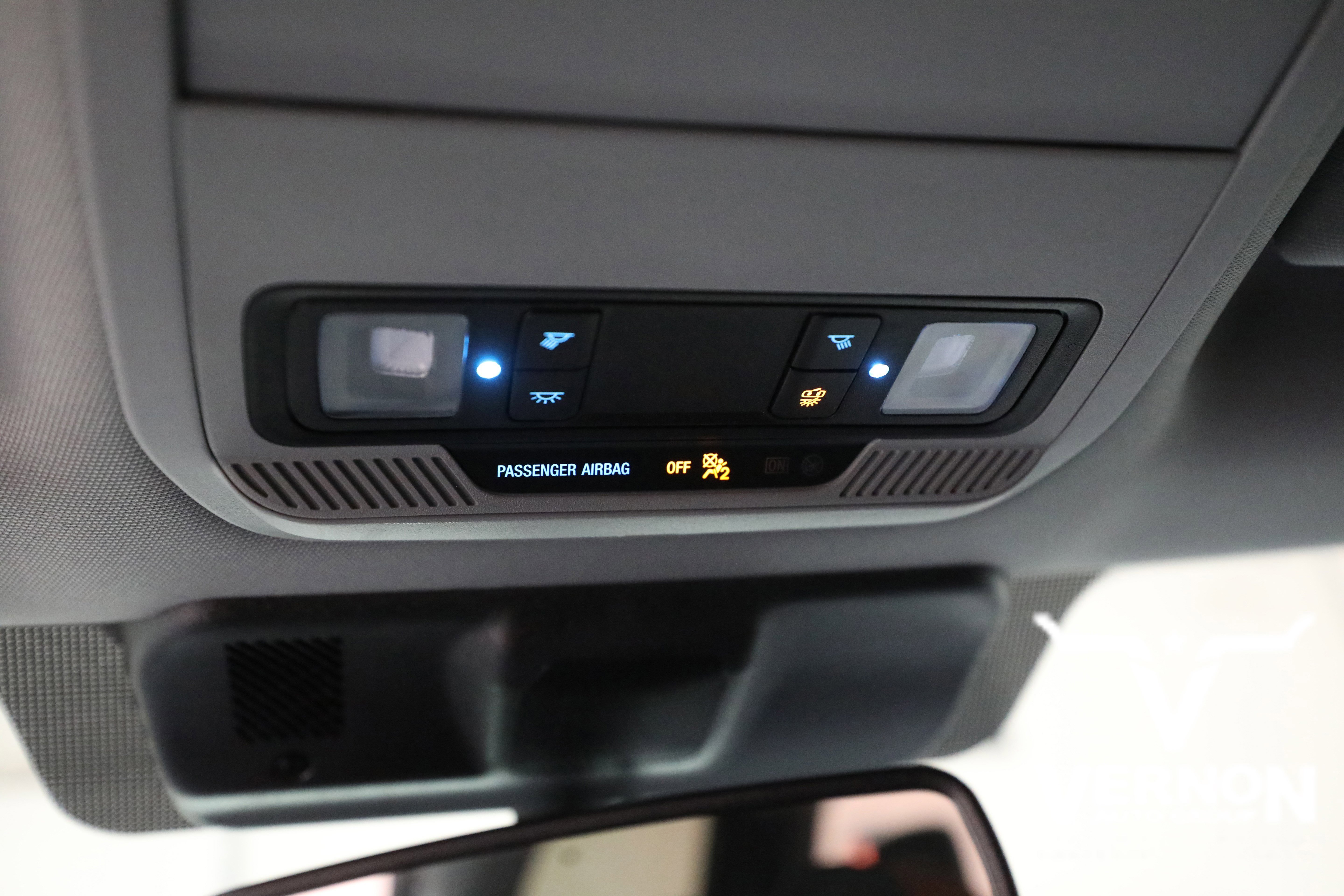 2025 Ford F-150 Lightning Flash - Photo 28