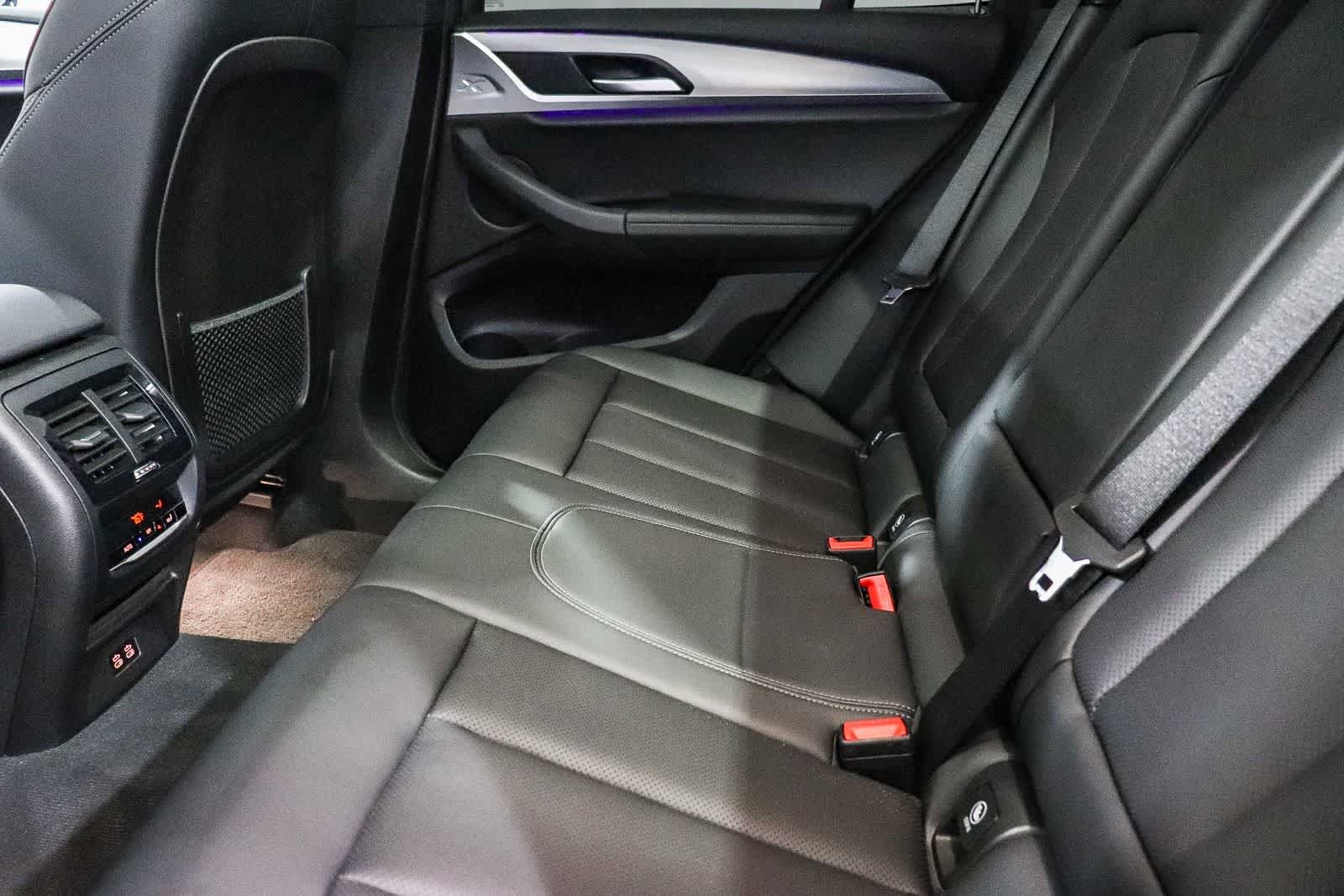 Used 2022 Black Sapphire Metallic BMW xDrive30i image 19