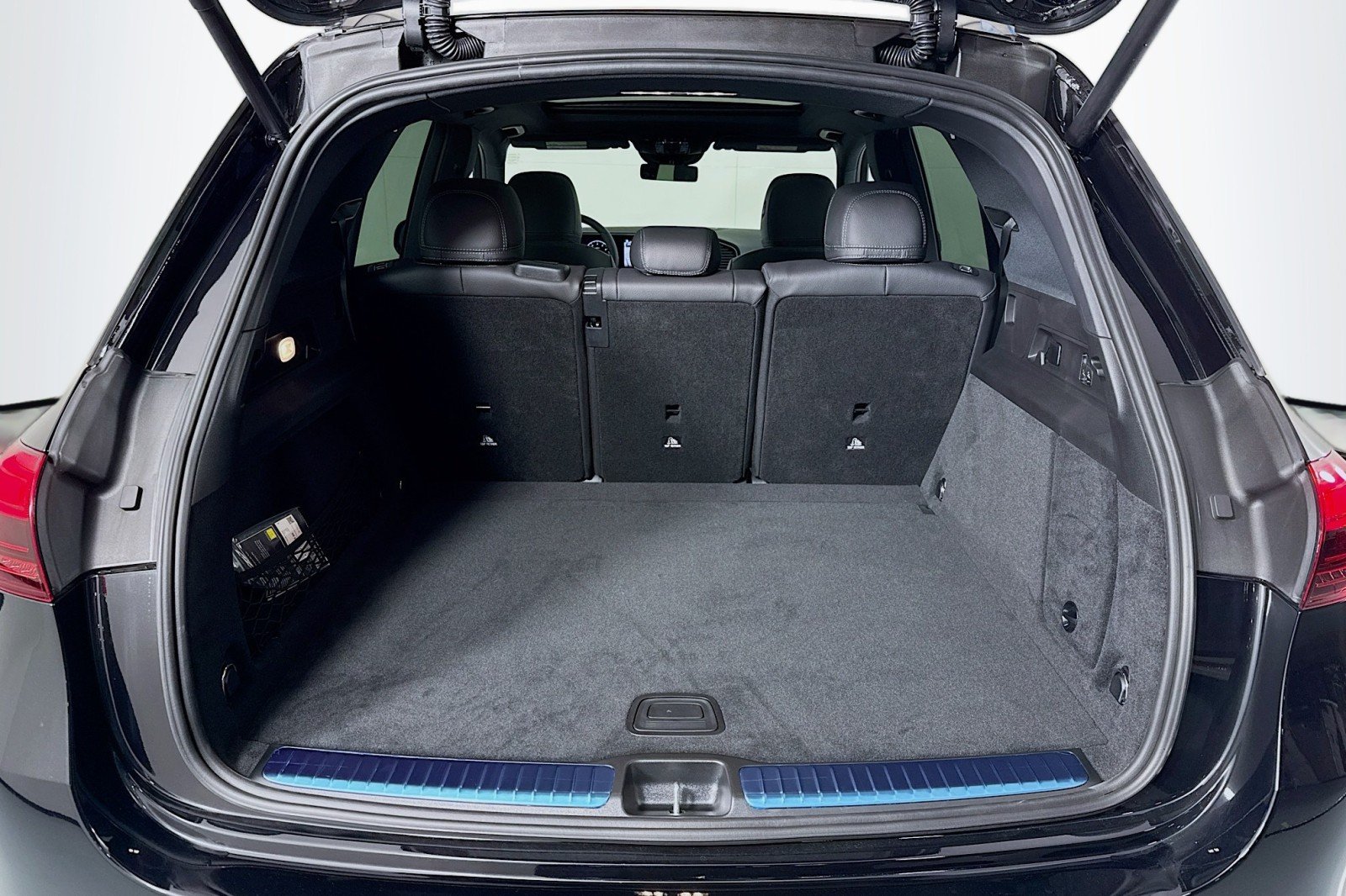 New 2026 Obsidian Black Metallic Mercedes-Benz GLE 350 4MATIC® SUV image 22