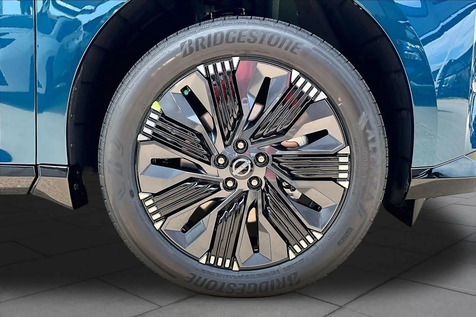 New 2026 Aurora Blue Pearl Metallic Nissan Platinum image 12
