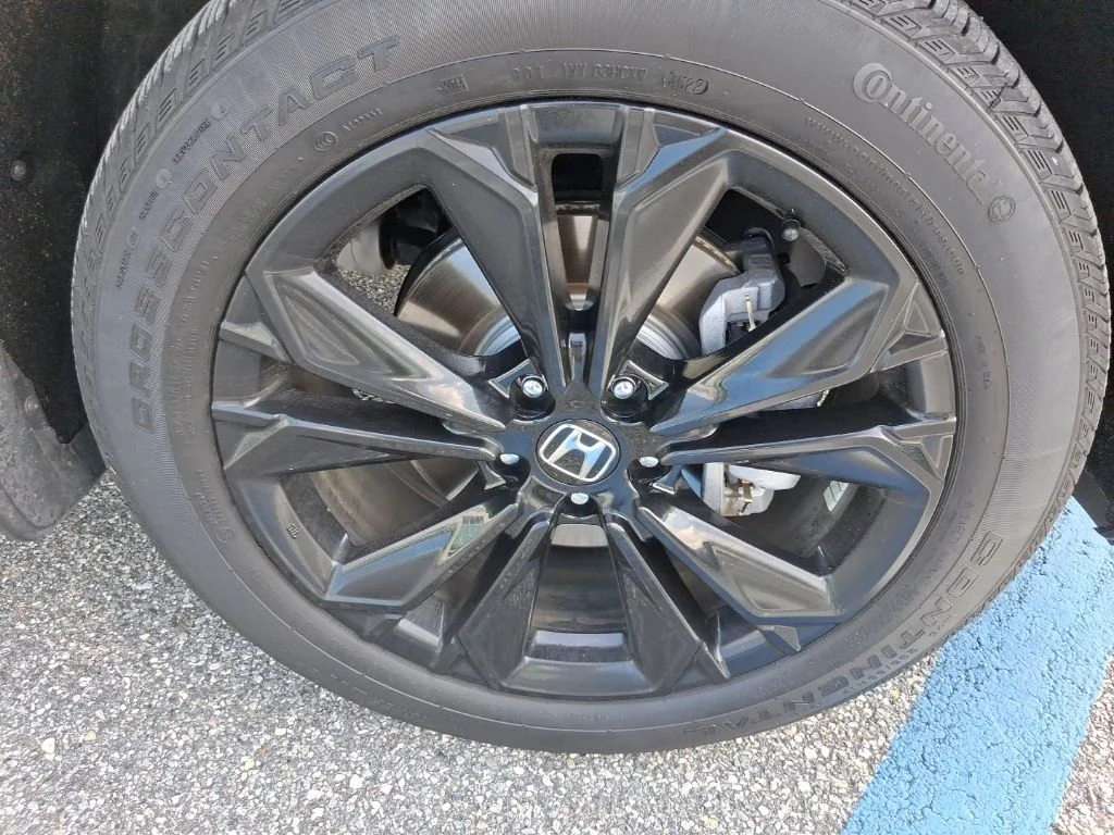 Used 2023 Gray Honda Sport Touring image 18