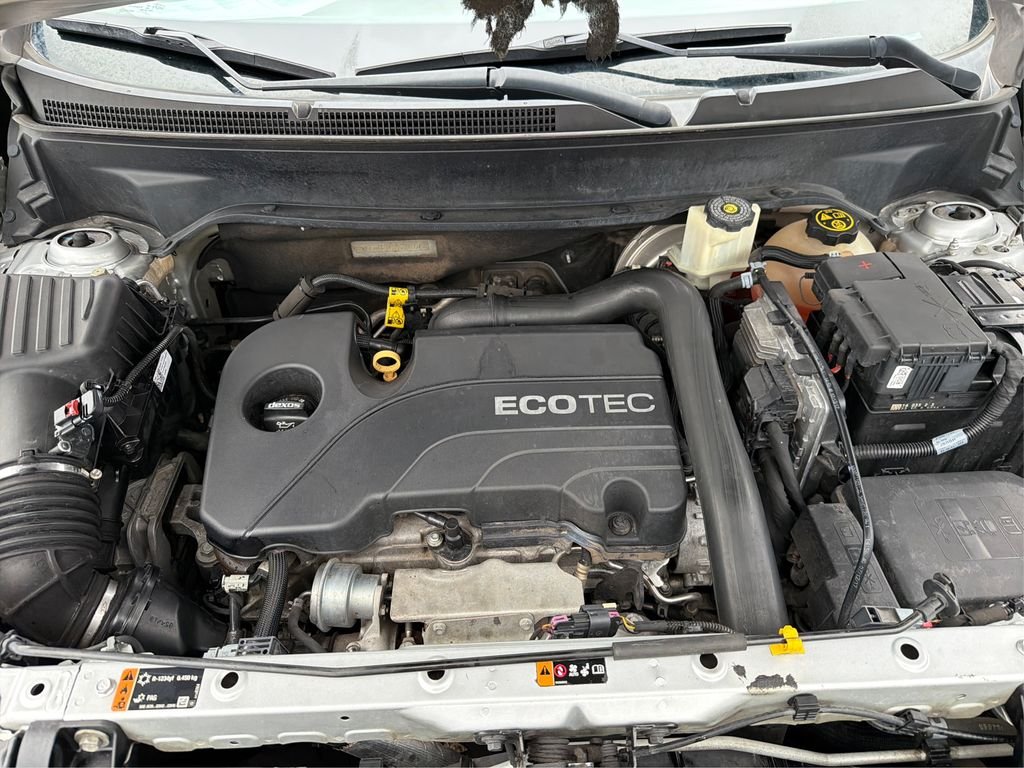 Used 2018 Silver Ice Metallic Chevrolet LT image 12