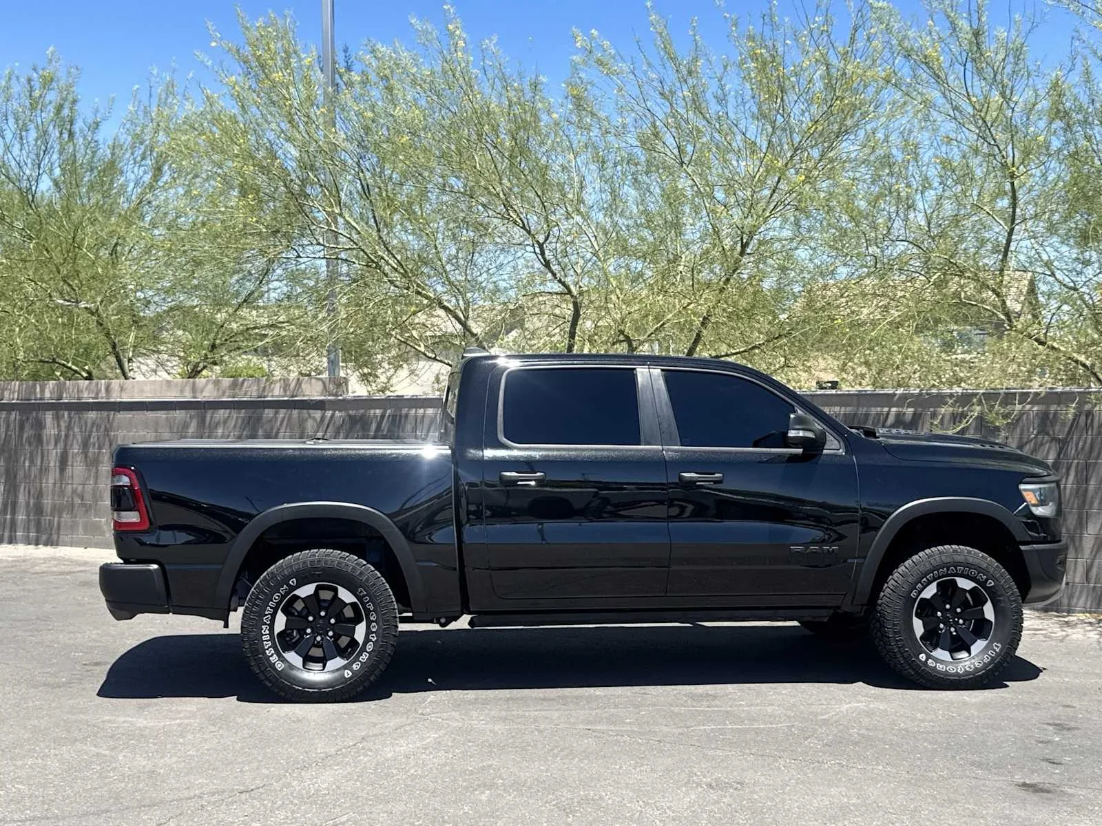 Used 2022 Diamond Black Crystal Pearlcoat Ram Rebel image 9