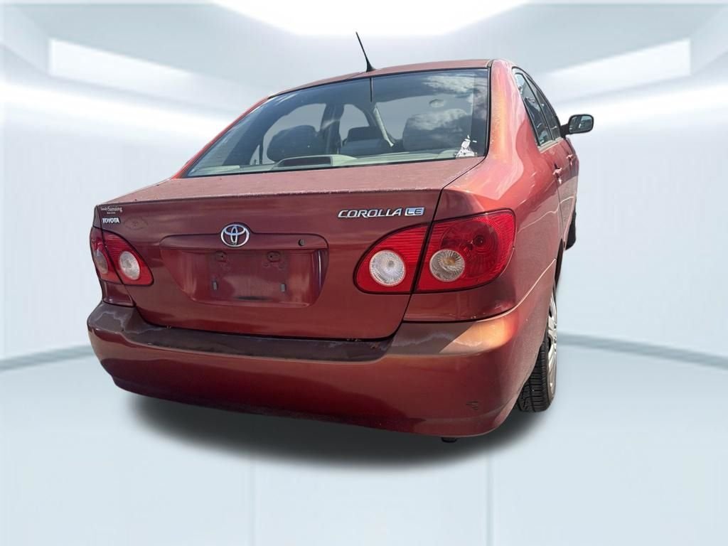 Used 2006 Red Toyota LE image 25