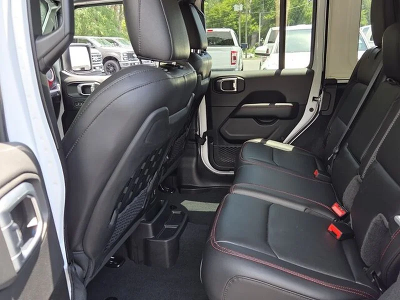 Used 2023 Bright White Clearcoat Jeep Rubicon image 9