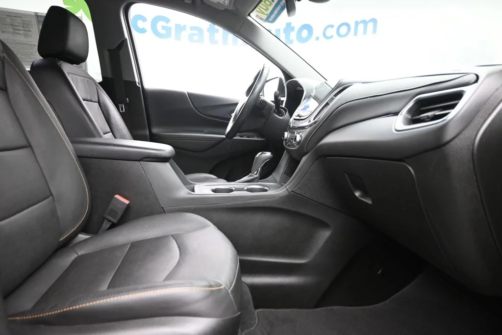 Used 2021 Gray Chevrolet Premier image 9