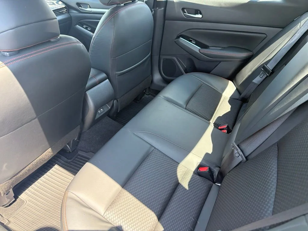 Used 2025 Gray Nissan SR image 13