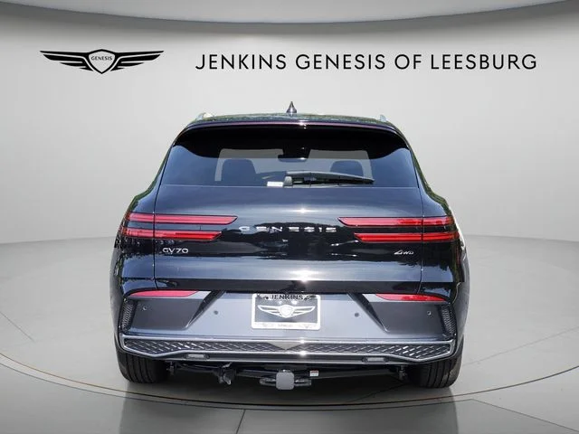 Used 2026 Black Genesis 2.5T Advanced image 6