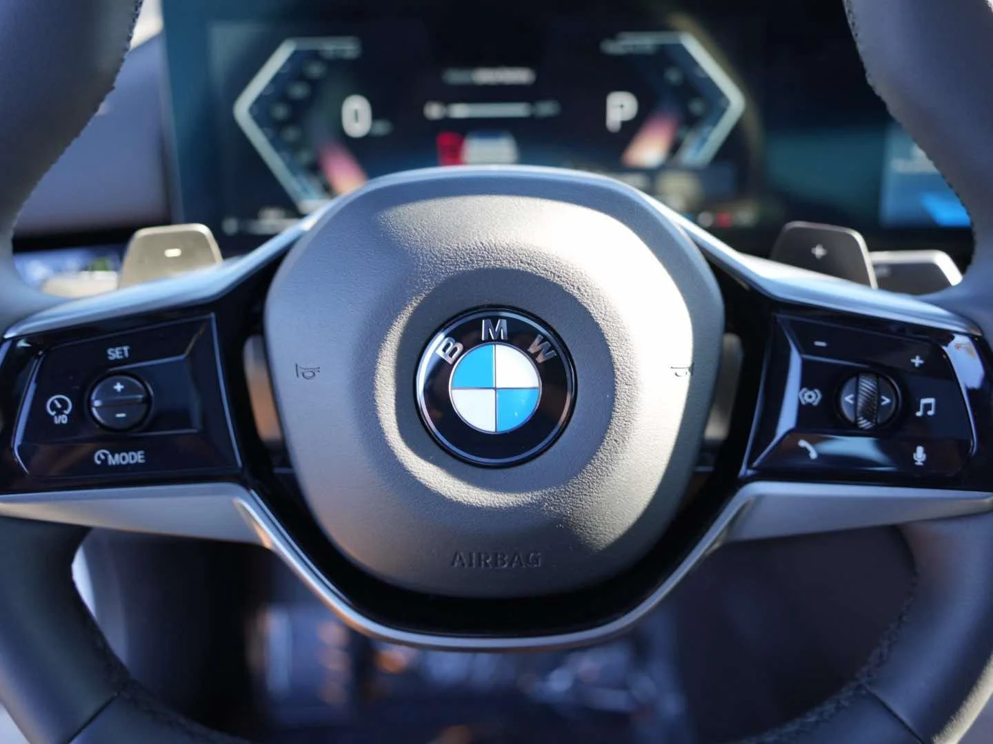 Used 2025 Alpine White BMW 530i Sedan image 16