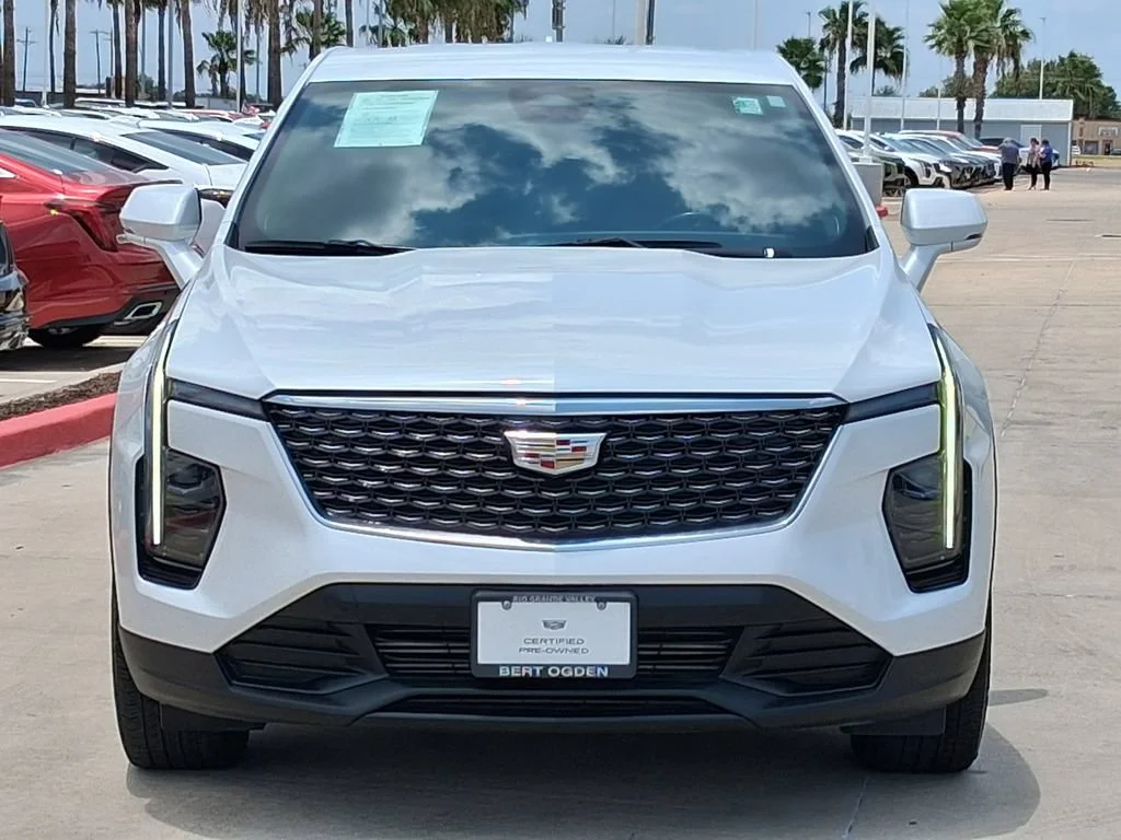 Used 2024 Crystal White Tricoat Cadillac Luxury image 2