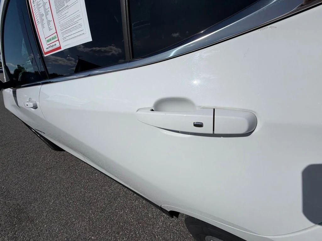 Used 2019 White Chevrolet LT image 46
