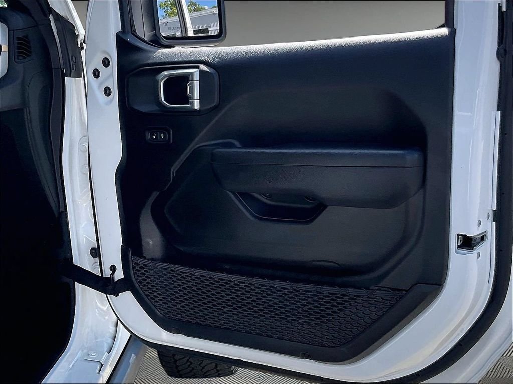 Used 2025 White Jeep Nighthawk image 12