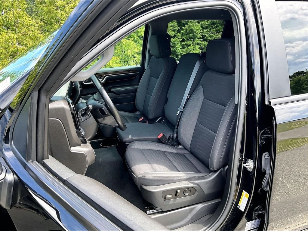 Used 2023 Black Chevrolet LT image 10
