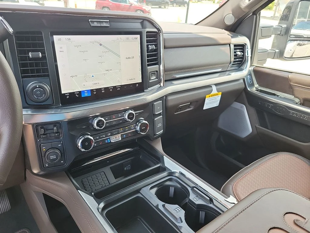 New 2026 Star White Metallic Tri-Coat Ford F-250® King Ranch® image 20