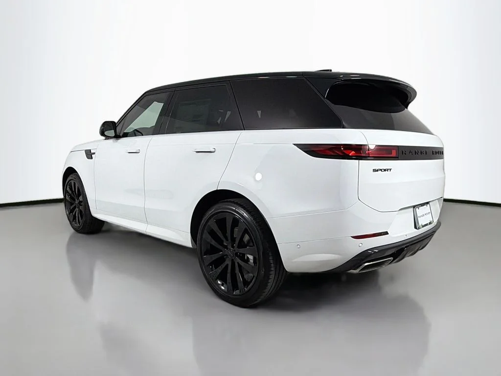 New 2026 Fuji White Land Rover Dynamic SE image 30