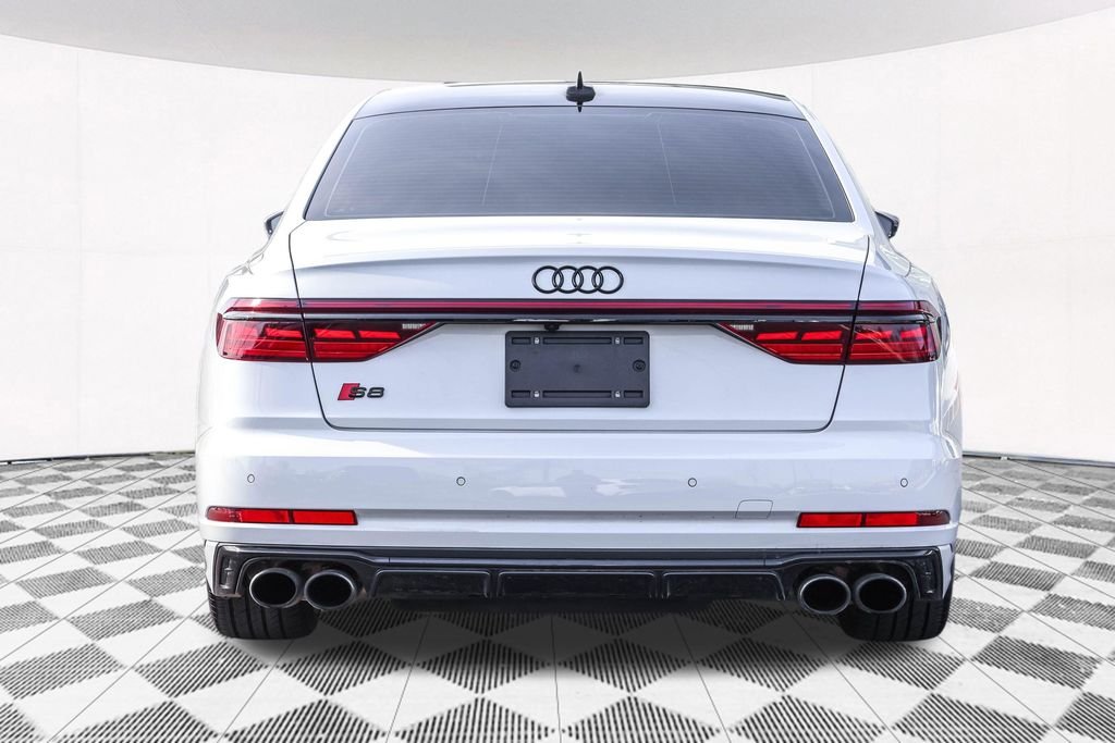 2023 Audi S8 Base - Photo 16