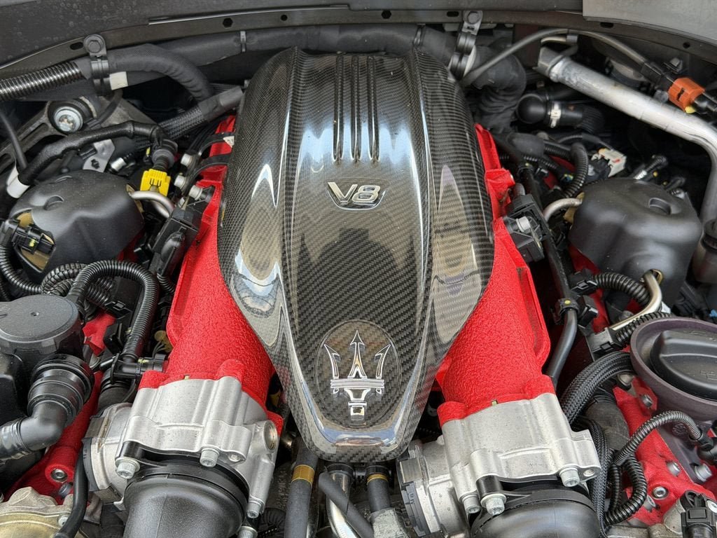 Used 2022 Bianco Maserati Trofeo image 38