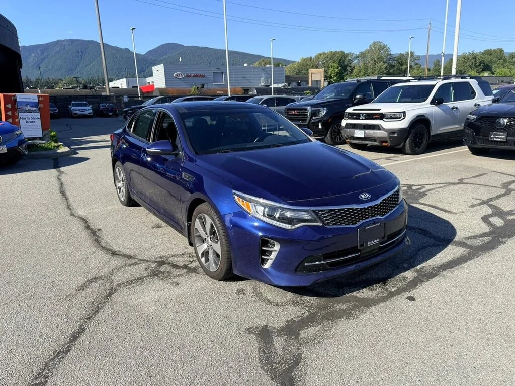 Used 2016 Lightning Blue Kia SX Turbo Dilawri Certified   Regularly Serviced image 3