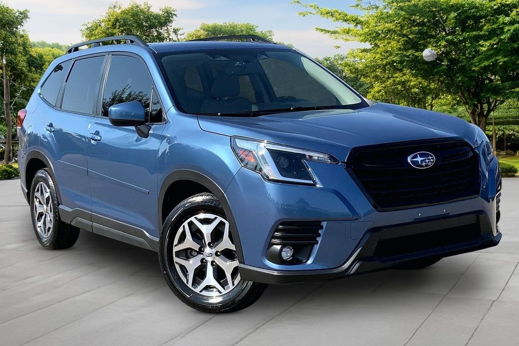 Used 2024 Blue Subaru Premium image 3