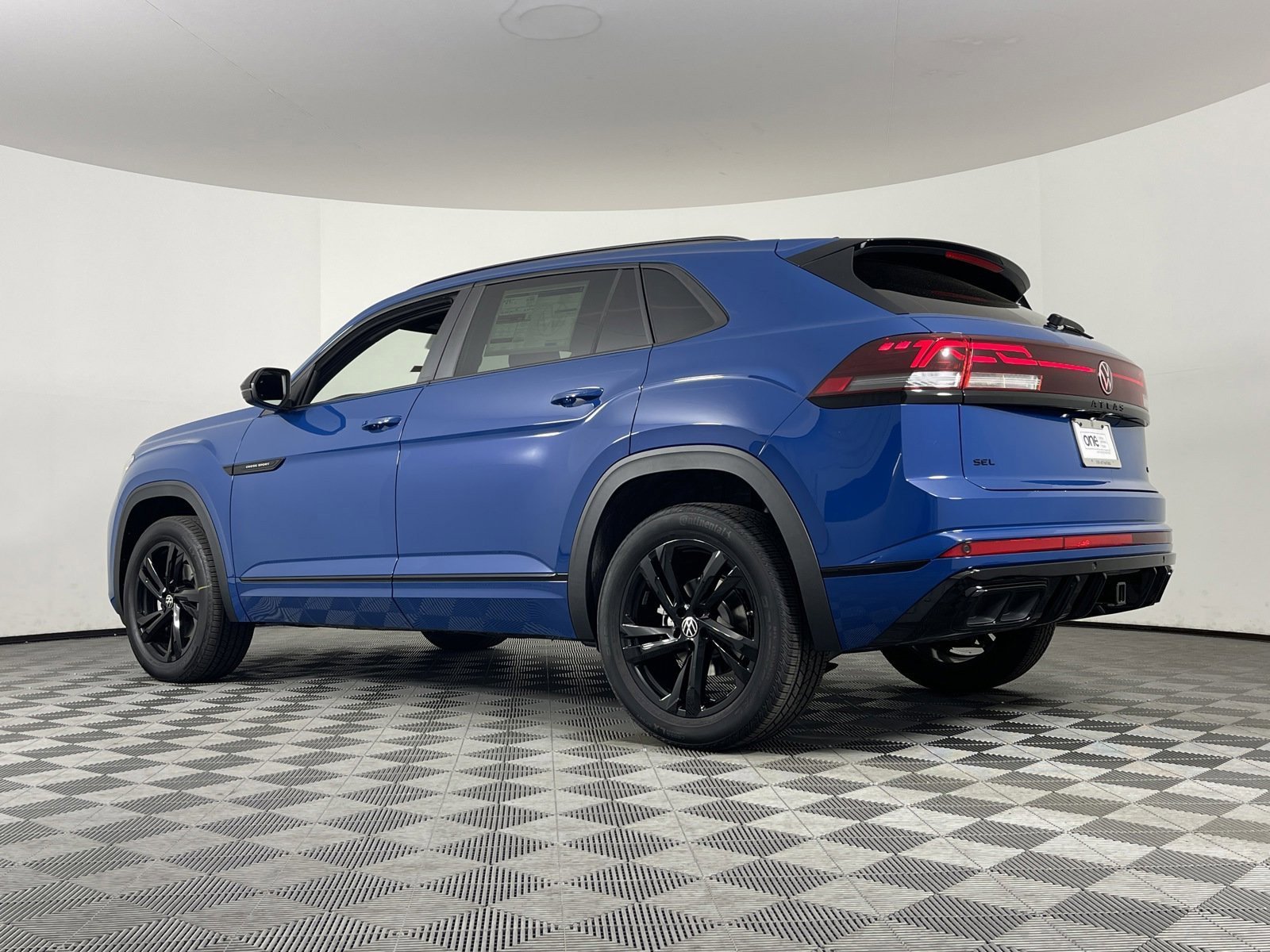 2025 Volkswagen Atlas Cross Sport SEL R-LINE - Photo 18