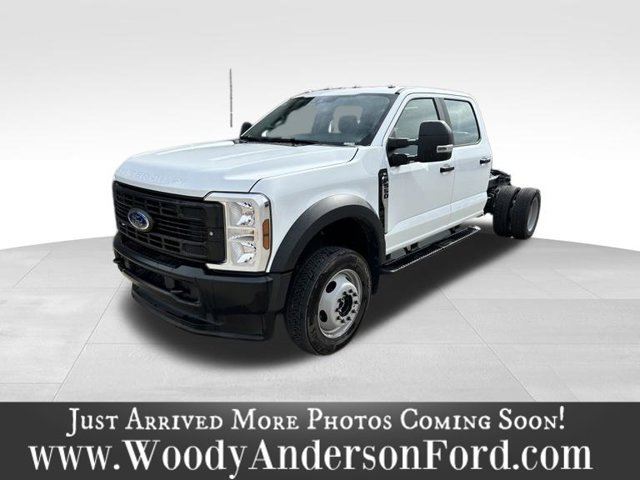 2025 Ford F-550 Super Duty Chassis Cab
