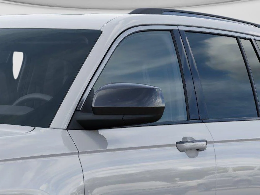 New 2026 Bright White Clear-Coat Exterior Paint Jeep Altitude image 12