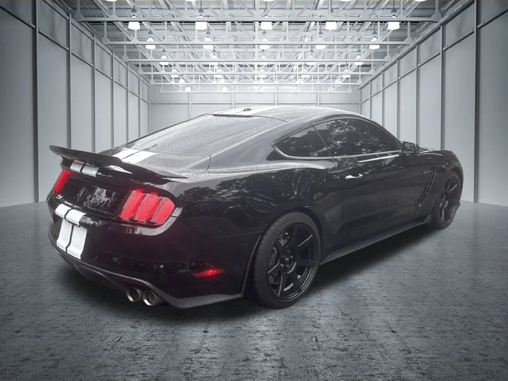Used 2016 Black Ford Shelby GT350 image 11
