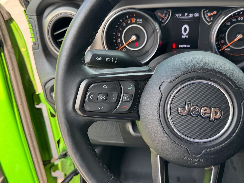 Used 2018 Green Jeep Sport S image 20