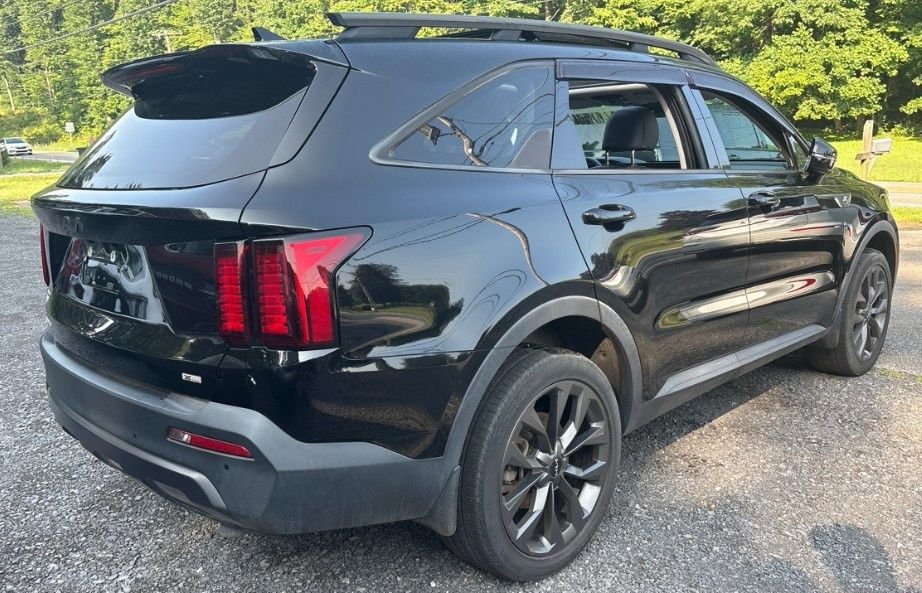 Used 2023 Black Kia X-Line EX image 6