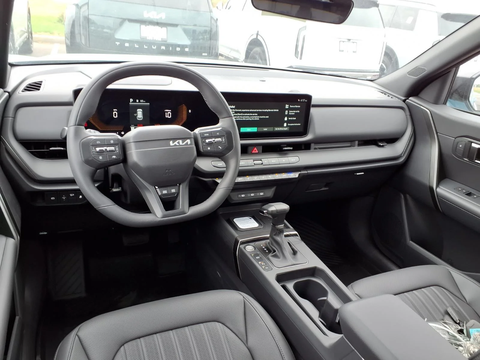 New 2027 Frost Blue / Black Roof Kia X-Line S image 4
