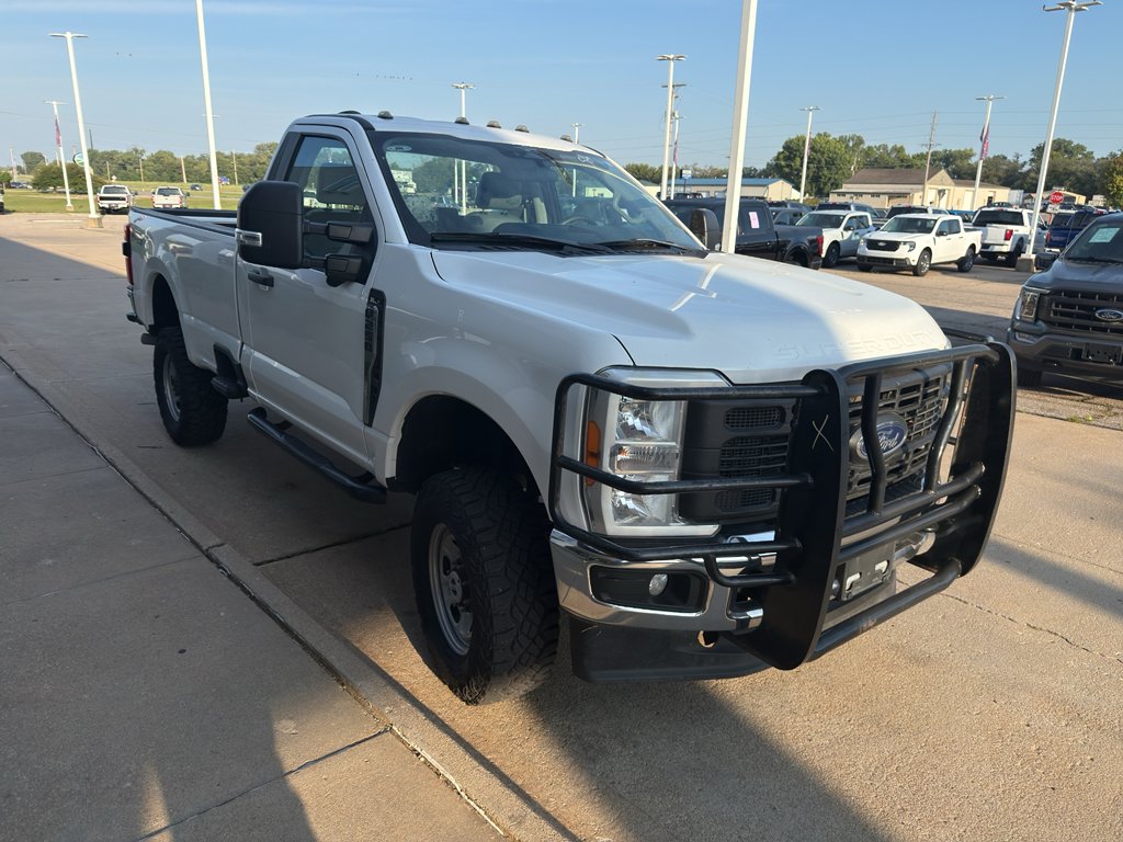 Used 2023 Oxford White Ford XL image 12