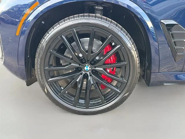 New 2026 Tanzanite Blue II Metallic BMW M60i image 40