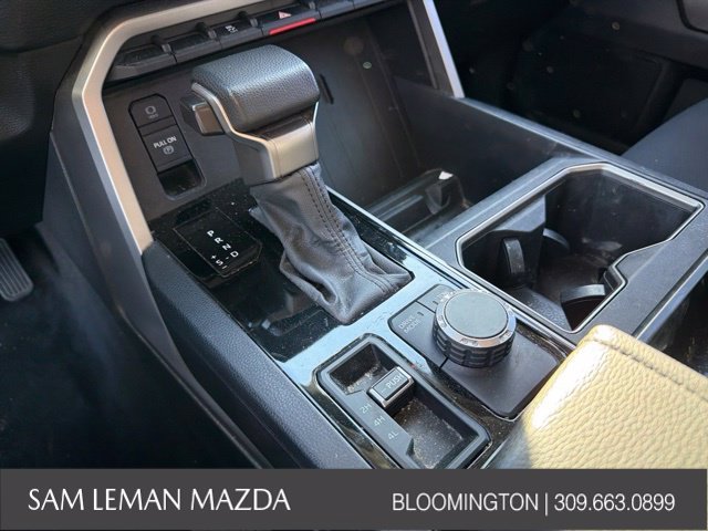 Used 2022 White Toyota SR5 image 4