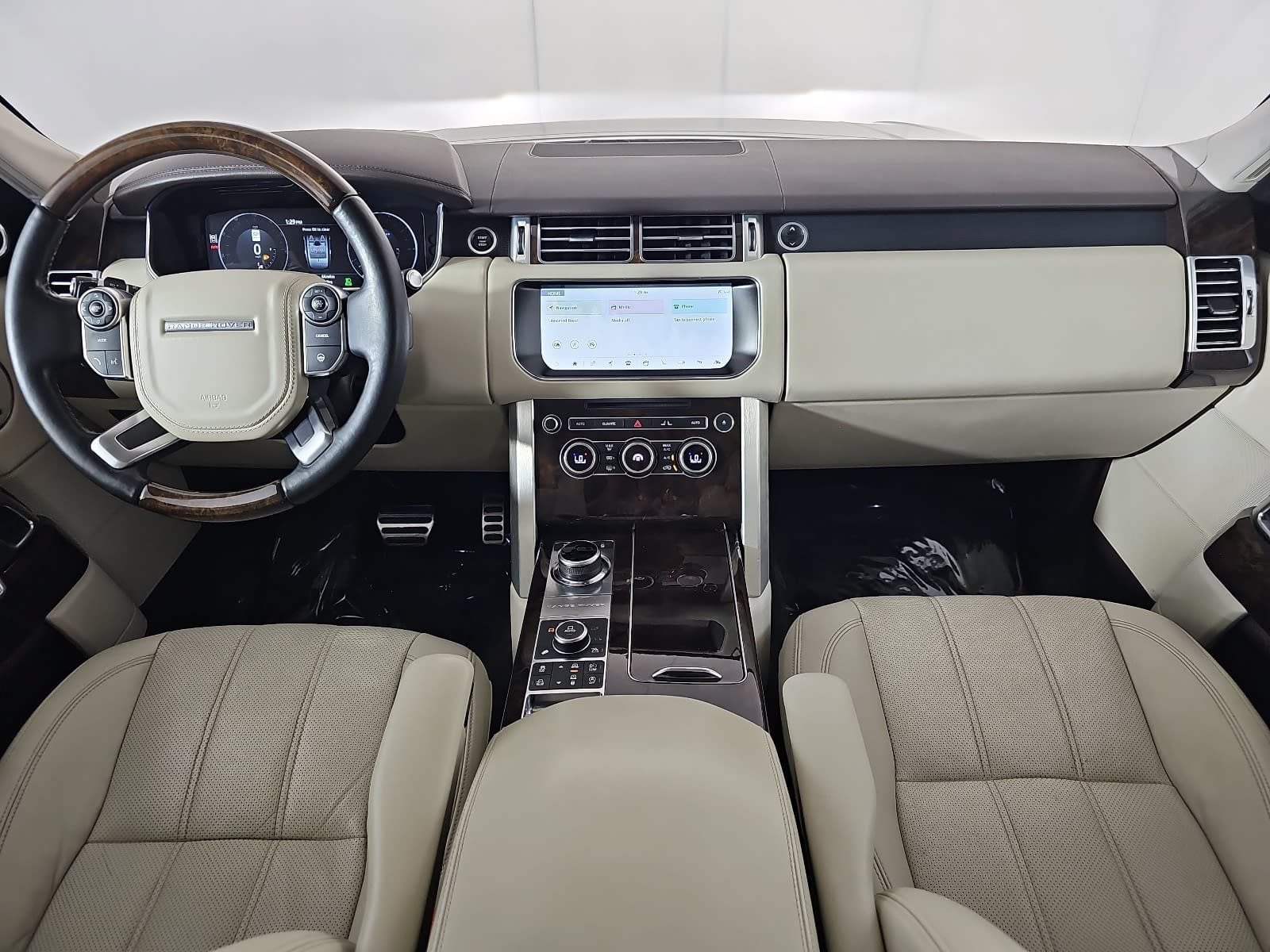 Used 2017 Black Land Rover 5.0L V8 Supercharged image 11