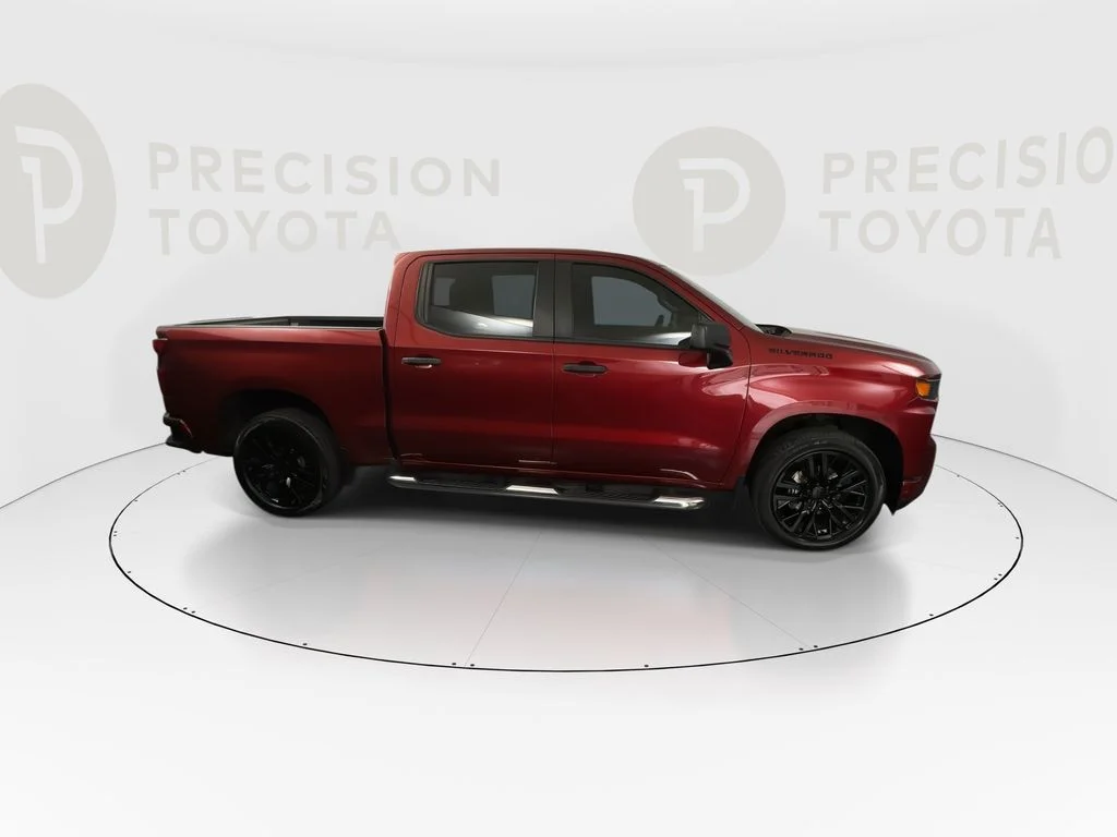 Used 2019 Cajun Red Tintcoat Chevrolet Custom image 22