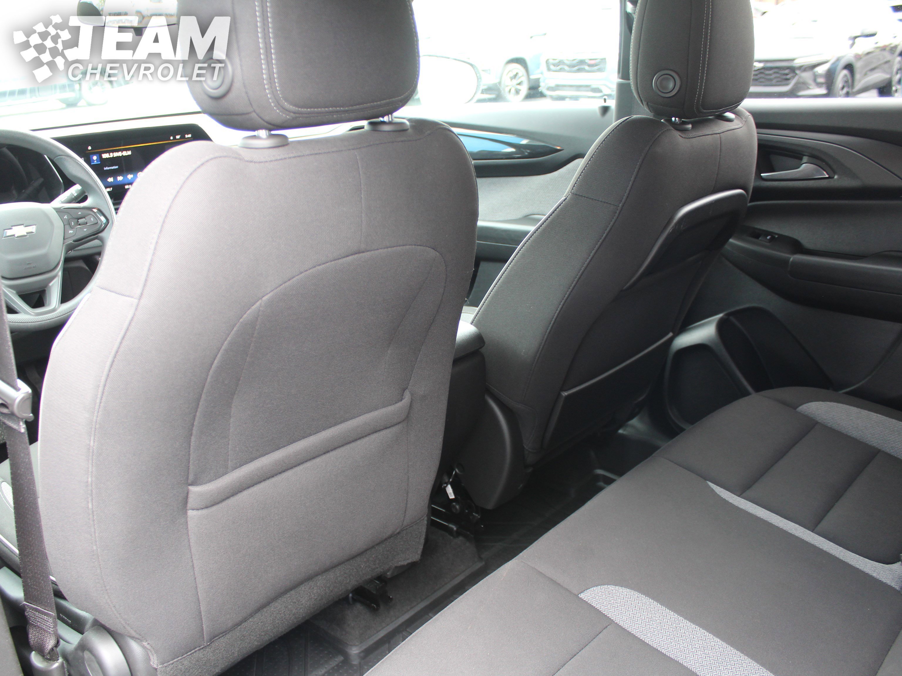 Used 2025 Cacti Green Chevrolet LT image 21