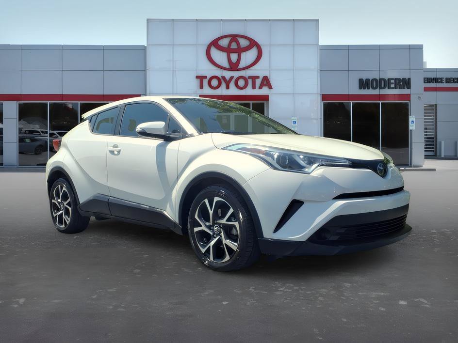Used 2019 Blizzard Pearl Toyota XLE image 9