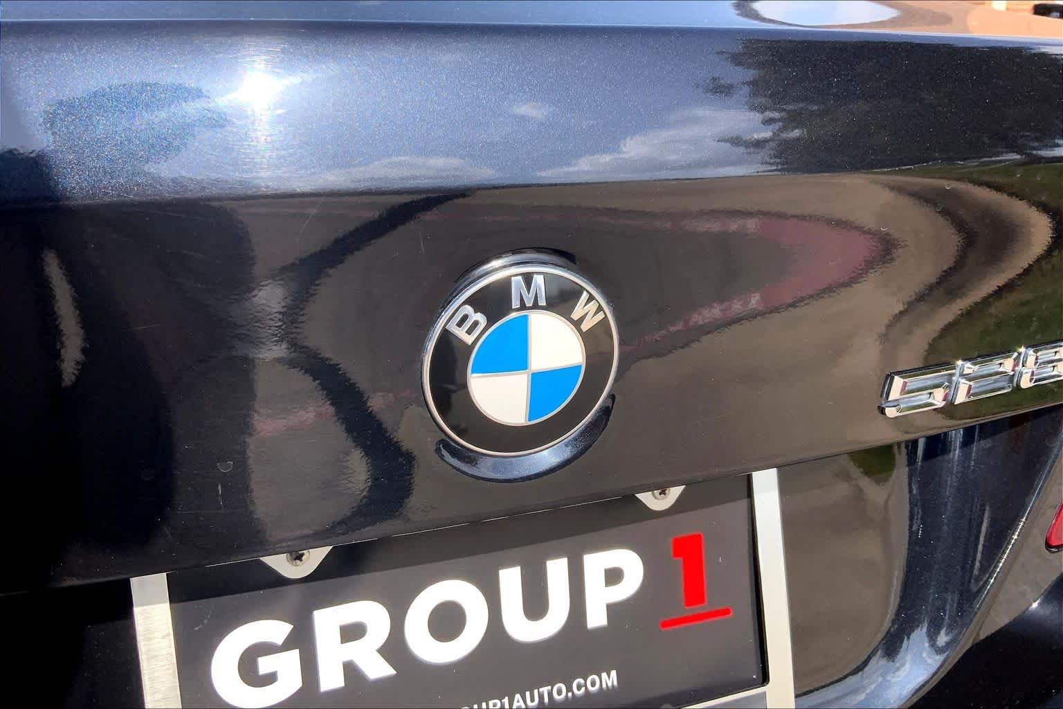 Used 2016 Black Sapphire Metallic BMW 528i image 10