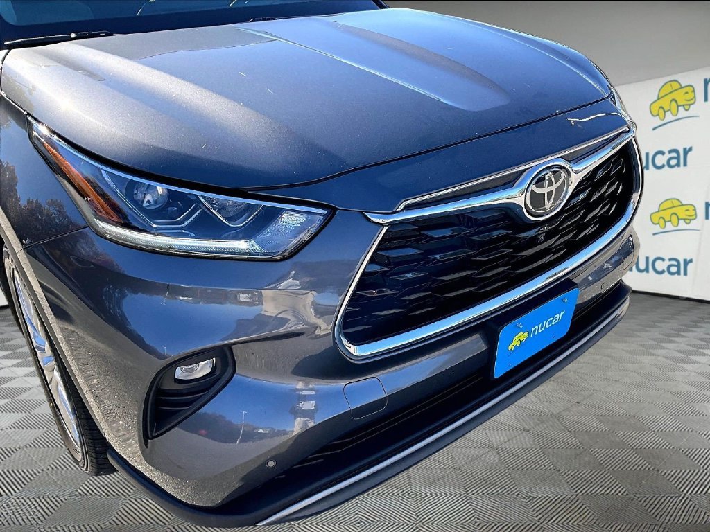 Used 2023 Gray Toyota Platinum image 33