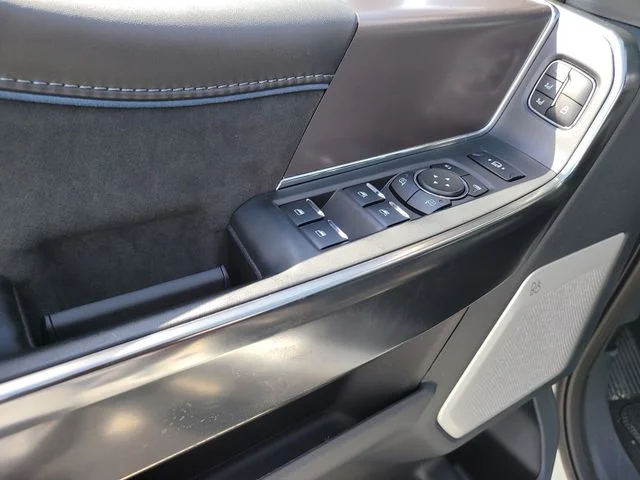 New 2026 White Metallic Ford Platinum image 18